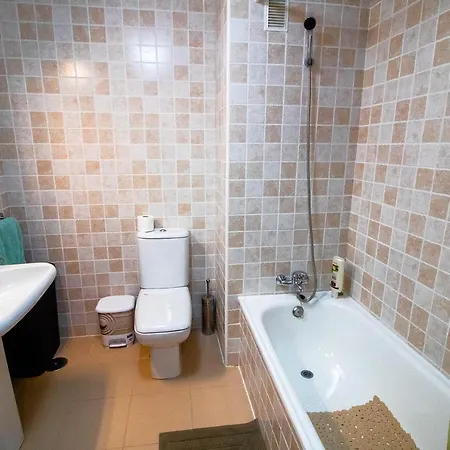 And Spacious With Underground Parking In Lovely Urbanisation With Pools And Jacuzzis. Appartamento